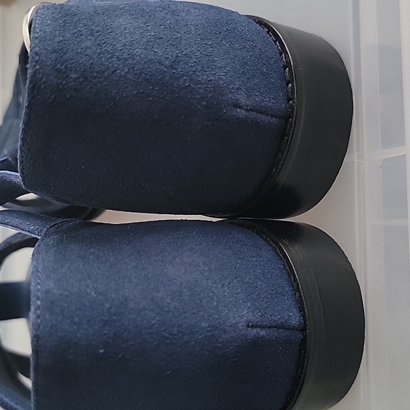 Fisherman Sandals by Pilcro - Picture 4 of 11